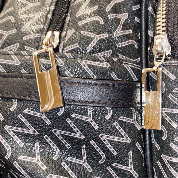 JONES OF NEW YORK BACK PACK - Picture 6 of 11